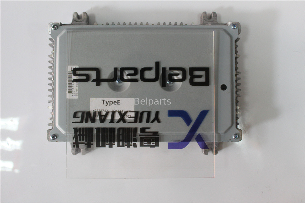 Części elektryczne ZX125US-1 Zx110-3 Płyty komputerowe dla koparek Hitachi Ecu 9276190