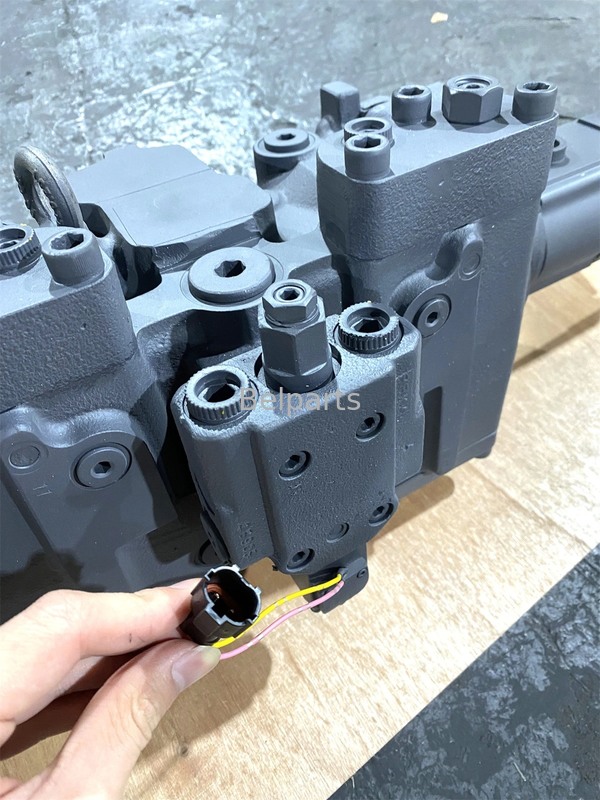 Główna pompa hydrauliczna dla JS110 JS130 JS150LC JS130W JS150W JCB Ekskawator Części zamienne KNJ1025 KLJ0493 KNJ1817 KLJ0001 JLJ0231 20640-44020 KYB KAYABA PSV2-60T Oryginalne osialne zamontowanie pompy tłokowej