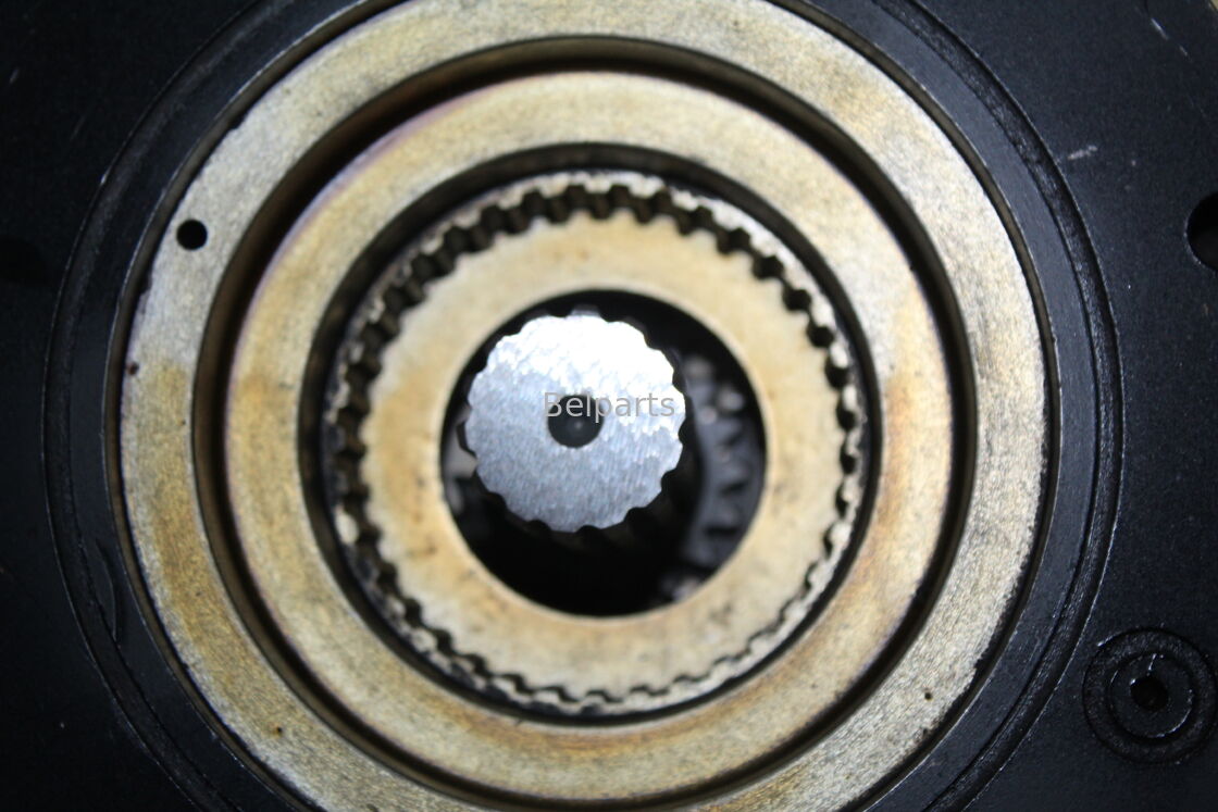 EX60-2 EX60-3 Redukcja podróży dla części zamiennych wykopalni Hitach 9111033 Skrzynia biegów Reduktor biegów