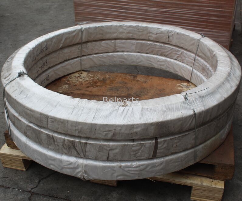 Łożysko obrotu PC200-7 PC200-6 do koparki Komatsu Części zamienne 207-25-61100 6D102 Pierścień obrotu