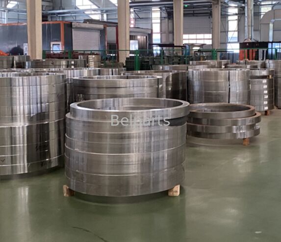 SK500-9 SK500LC-9 łożysk przesuwny do części zamiennych koparek Kobelco LS40F00008F1 łożysk przesuwny koła przesuwnego