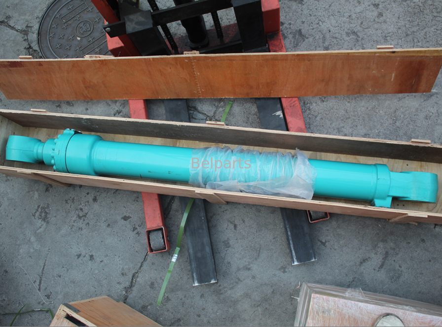 Siłownik hydrauliczny wysięgnika EC480EL do części zamiennych do koparki 14671536 Rynek wtórny Wysoka jakość