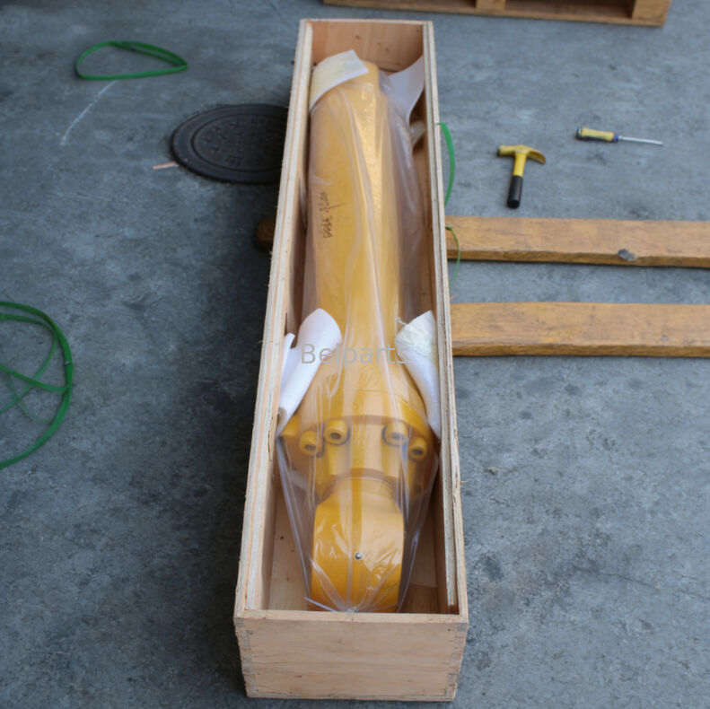 PC150-1 PC150 Hydrauliczny siłownik łyżki do części zamiennych do koparek Komatsu 21K-63-76301 Rynek wtórny wysokiej jakości