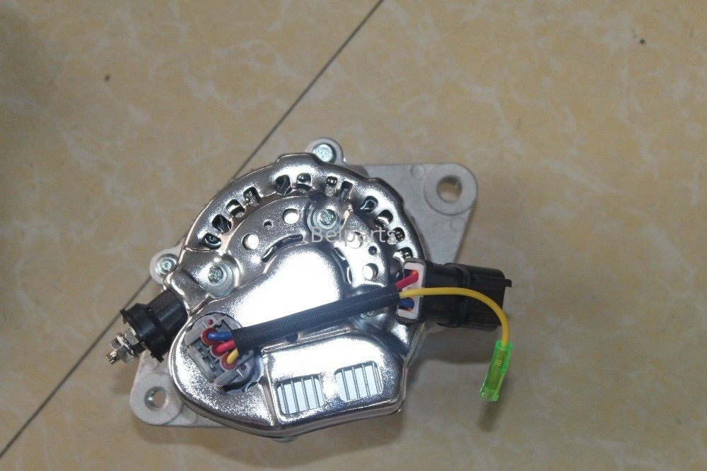 Części zamienne do koparek Silnik 119626-77210 Alternator 4TNV94 Generator R60-7 R55-7